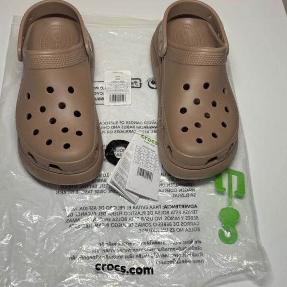 Crocs Classic Crush Clogs Latte Tan Platform Unisex M5 / W7 NWT - Picture 7 of 7